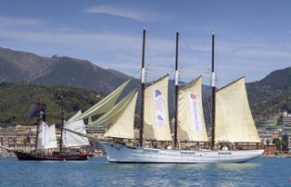The Iacobus Maris unfurled sails in Genoa