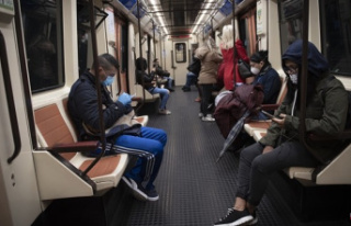 Seven arrested after a brawl in a subway car on line...