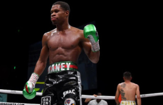 Devin Haney vs. George Kambosos prediction, odds and...
