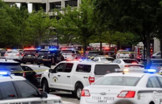 A new shooting in the US leaves four dead in a Tusla...