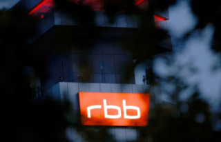 Public law: Bonus system for RBB executives abolished