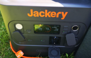 Mobile power supply:Jackery Explorer 2000 Pro –...