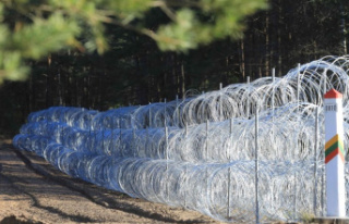 Against illegal immigration: Lithuania builds 550-kilometer...