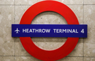 More than 100 flights canceled: London-Heathrow severely...