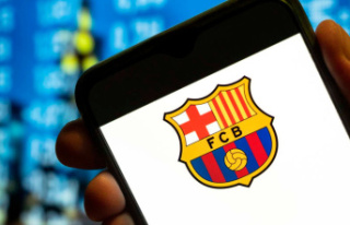 FC Barcelona announce €98m profit for 2021/22 season