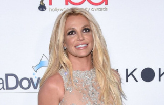 Britney Spears: First top ten hit in a decade