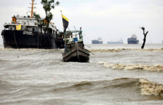 Emergencies: Bangladesh: At least 22 dead after tropical...