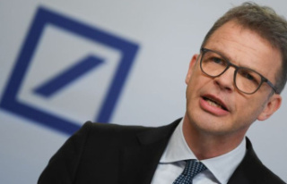 Quarterly figures: Deutsche Bank sees itself on course...