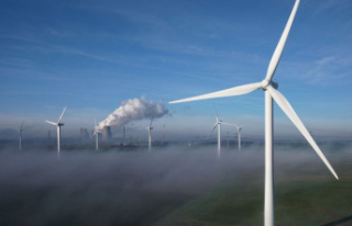 Before climate conference: Crisis drives energy transition...