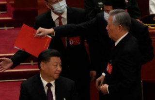 China: Third term: Xi Jinping continues to expand...