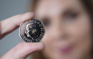 Royals: First coins minted with the likeness of the...