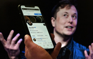 Online network: Elon Musk reports to Twitter headquarters...
