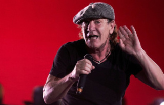 Brian Johnson on music trends: singers can't...