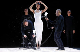 Paris Fashion Week: Bella Hadid unveils spray can...