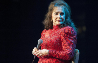 At the age of 90: Country legend Loretta Lynn has...