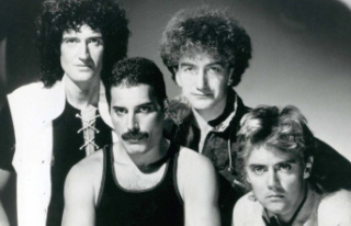 "Face It Alone": Queen releases new song...