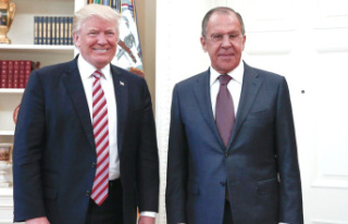 Lavrov meets Trump: Confusion over photos from the...