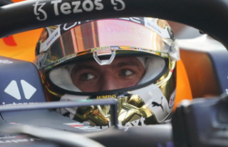 Formula 1: Verstappen takes last pole of the year...