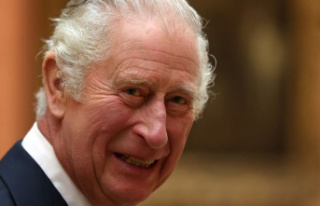 Great Britain: King Charles turns 74: probation on...