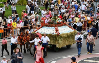 Talavera lives a parade of San Isidro with the new generations as bearers of tradition