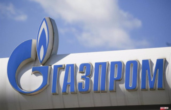Russia claims half of Gazprom's foreign clients already have ruble accounts