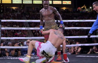Boxing: Charlo beats Castano and unifies super-welterweight titles, a first