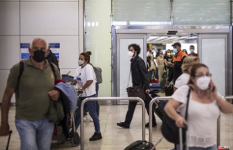 Non-community travelers can enter Spain with a negative test from this Saturday