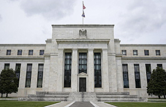 How will higher Fed rates affect Americans' finances?