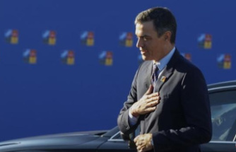Sánchez accuses PP and Vox of being a terminal of powers with "hidden interests"