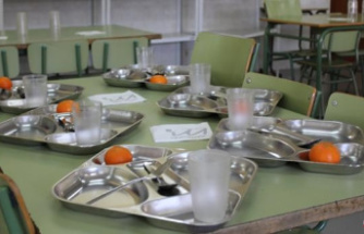 Agreements with 11 municipalities to open school canteens during the summer
