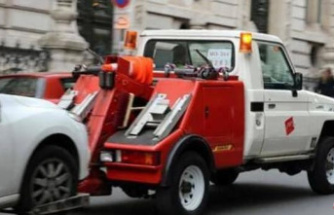The tow truck will remove vehicles parked in security zones but the owners will not be fined