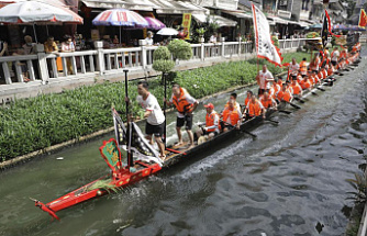 Dragon boat tradition in south China is returning to South China as COVID retreats