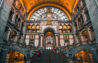 Antwerp: tips for a trip to the diverse city