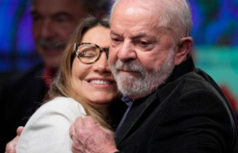 Brazil: The big hug: Lula's bumpy road to the presidency