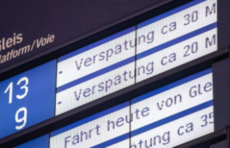 Deutsche Bahn: Trains more punctual in September