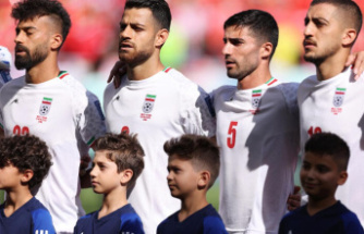 Before the game against Wales: After the silence at the start of the World Cup: This time the Iranians sing their anthem