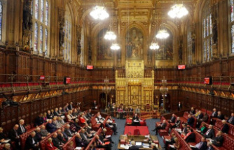 Parliament: tradition or can it go away? Criticism of the House of Lords