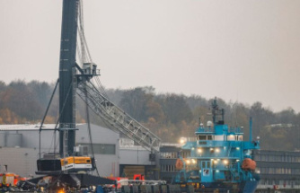 Accidents: Ship collision: Traffic blocked on the Kiel Canal