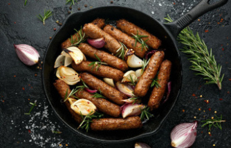Life cycle assessment: Federal Chancellor Konrad Adenauer invented the veggie sausage. Is it more sustainable and healthier than the meaty original?