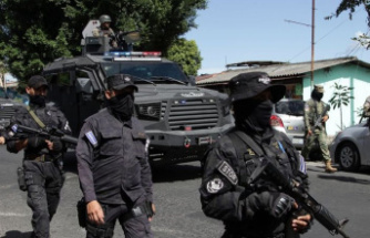 Crime: El Salvador fights gangs