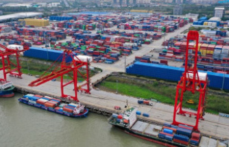 World trade: Weak demand causes China's exports to collapse