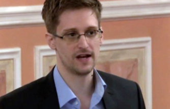 Whistleblower : Snowden defends his Russian citizenship
