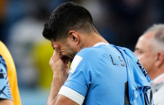 After the World Cup: Inconsolable: Luis Suárez says goodbye to the World Cup stage in tears
